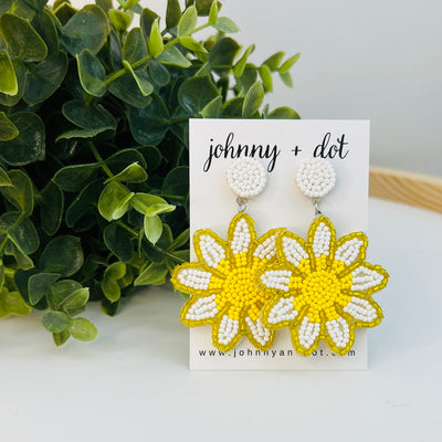 Beaded White Daisy Delight Earrings