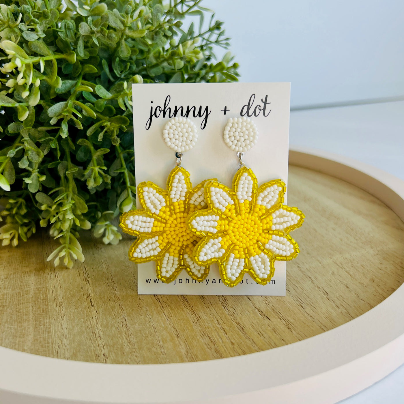 Beaded White Daisy Delight Earrings