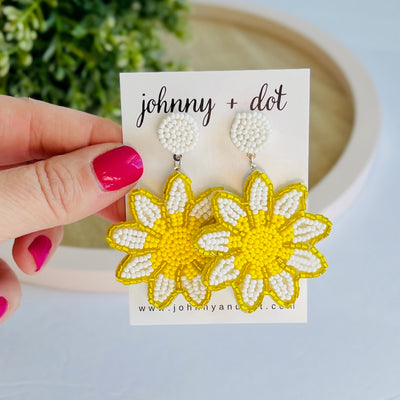Beaded White Daisy Delight Earrings