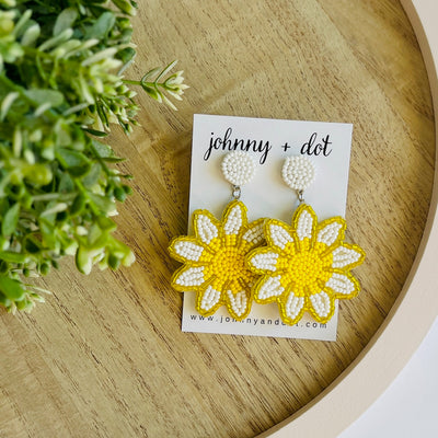 Beaded White Daisy Delight Earrings