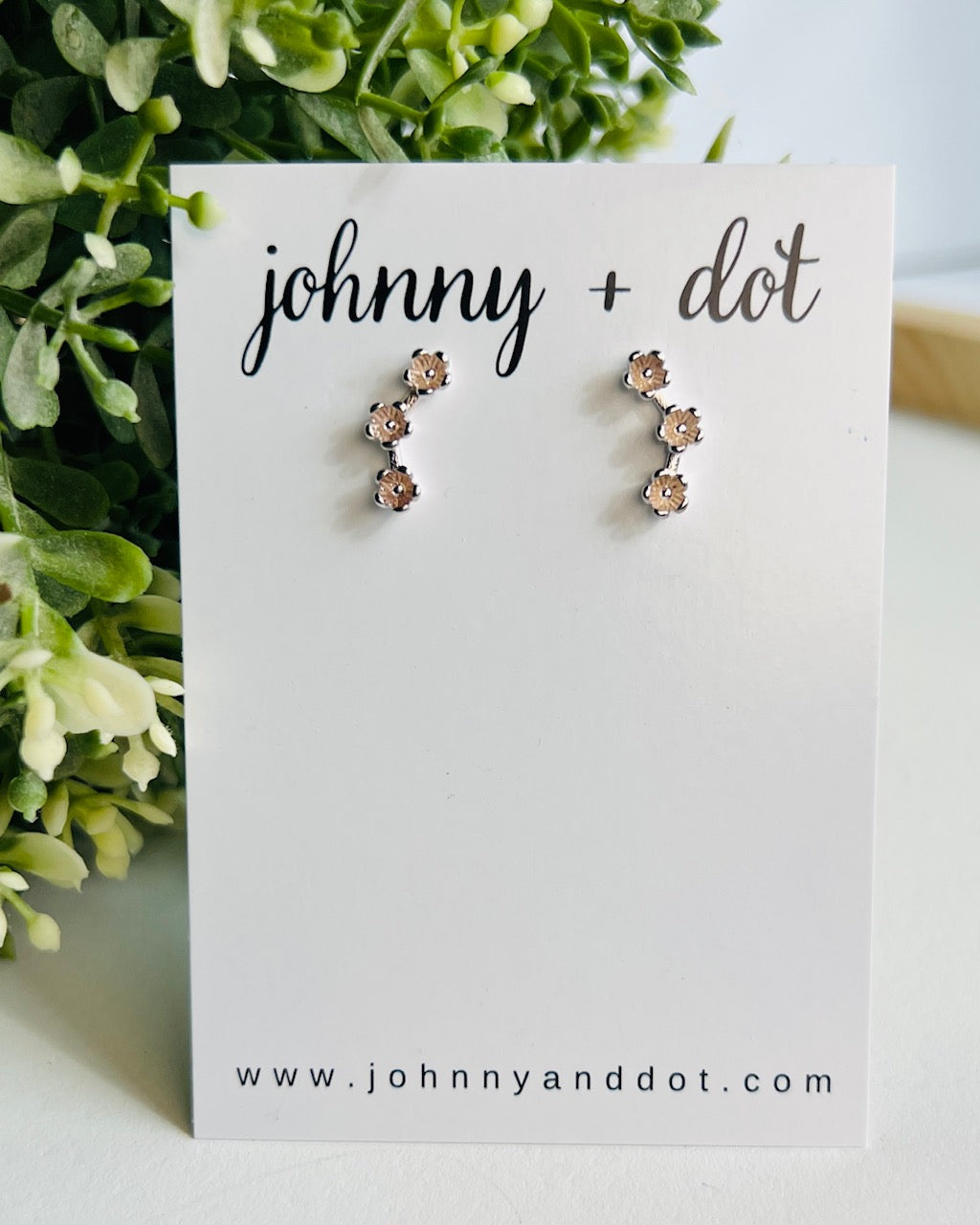 Daisy Drift Ear Climbers