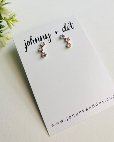 Daisy Drift Ear Climbers