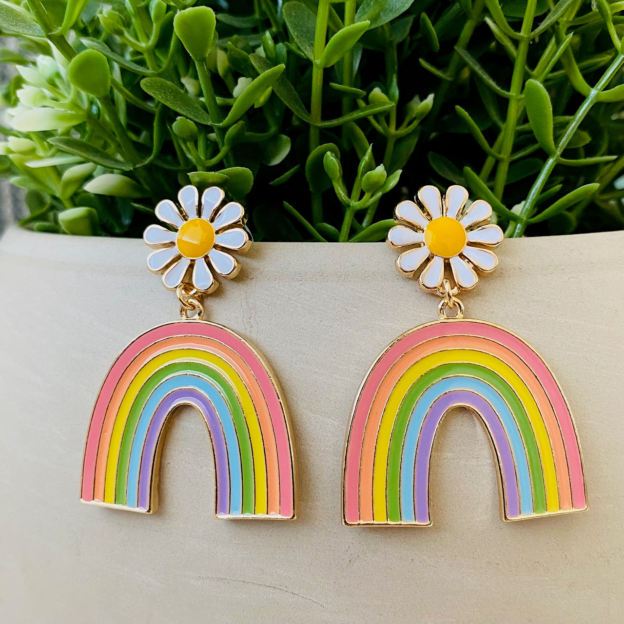 Daisy Rainbows - Johnny & Dot